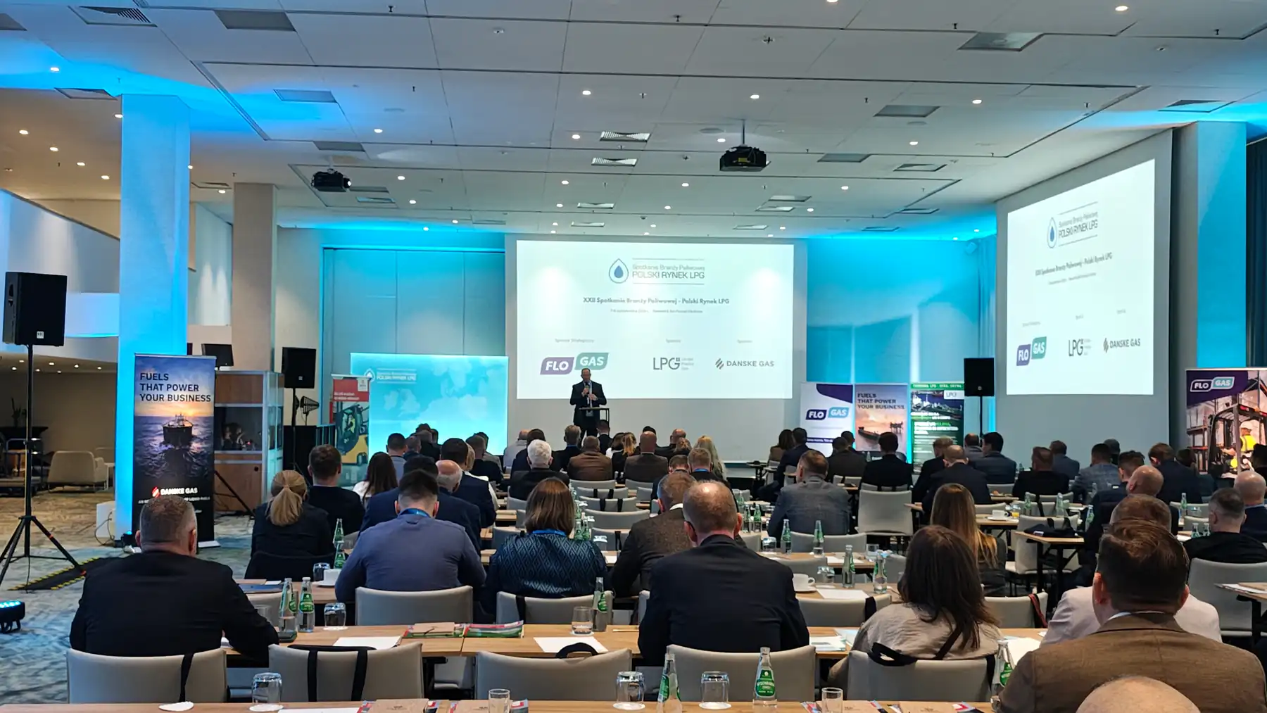The hall of the 22nd Polish LPG Market meeting in Poznań, with the Danske Gas logo among the sponsors on screen
