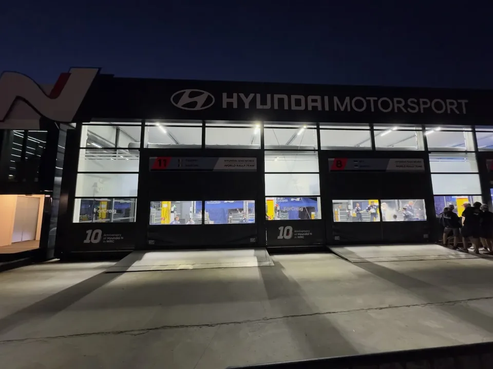 Сервісний павільйон Hyundai Motorsport у паддоку 80-го Rajd Polski