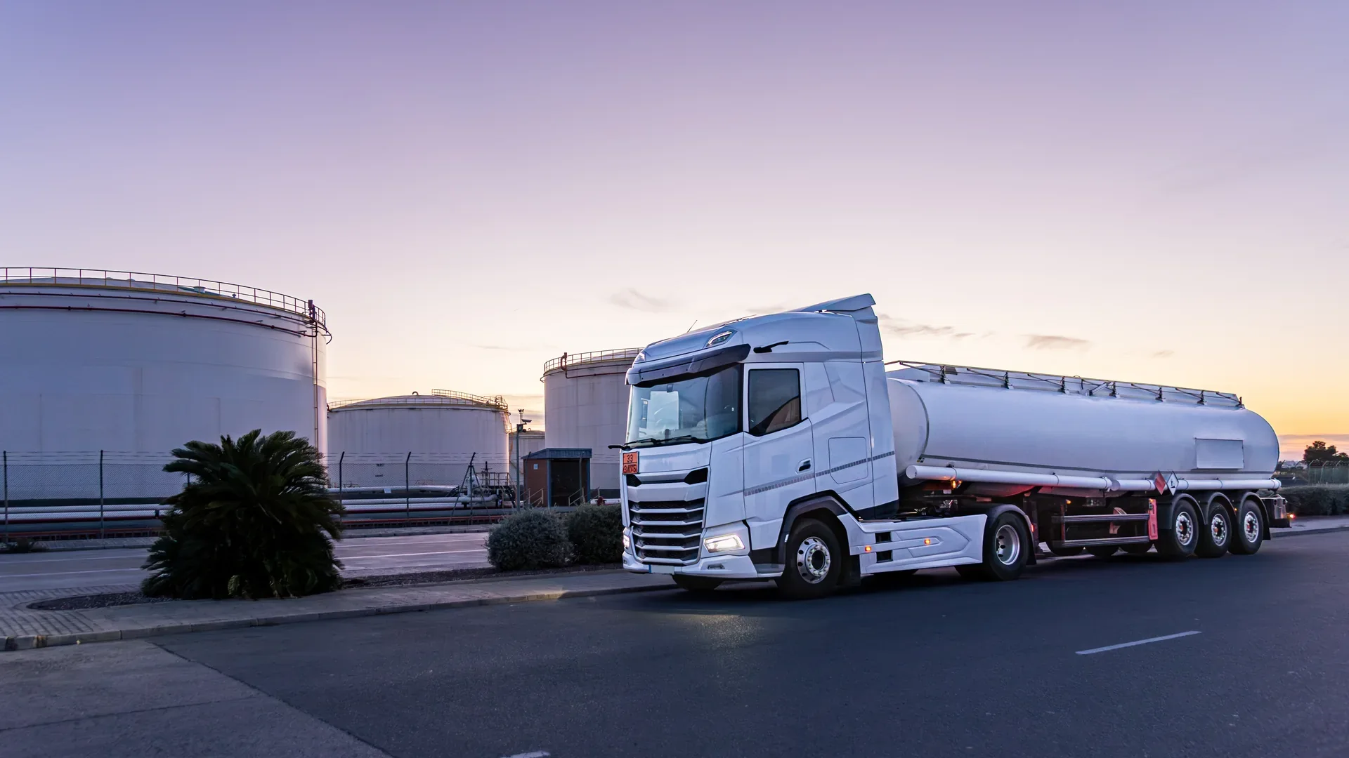 Paliwa dla firm transportowych – dostawy ON dla flot