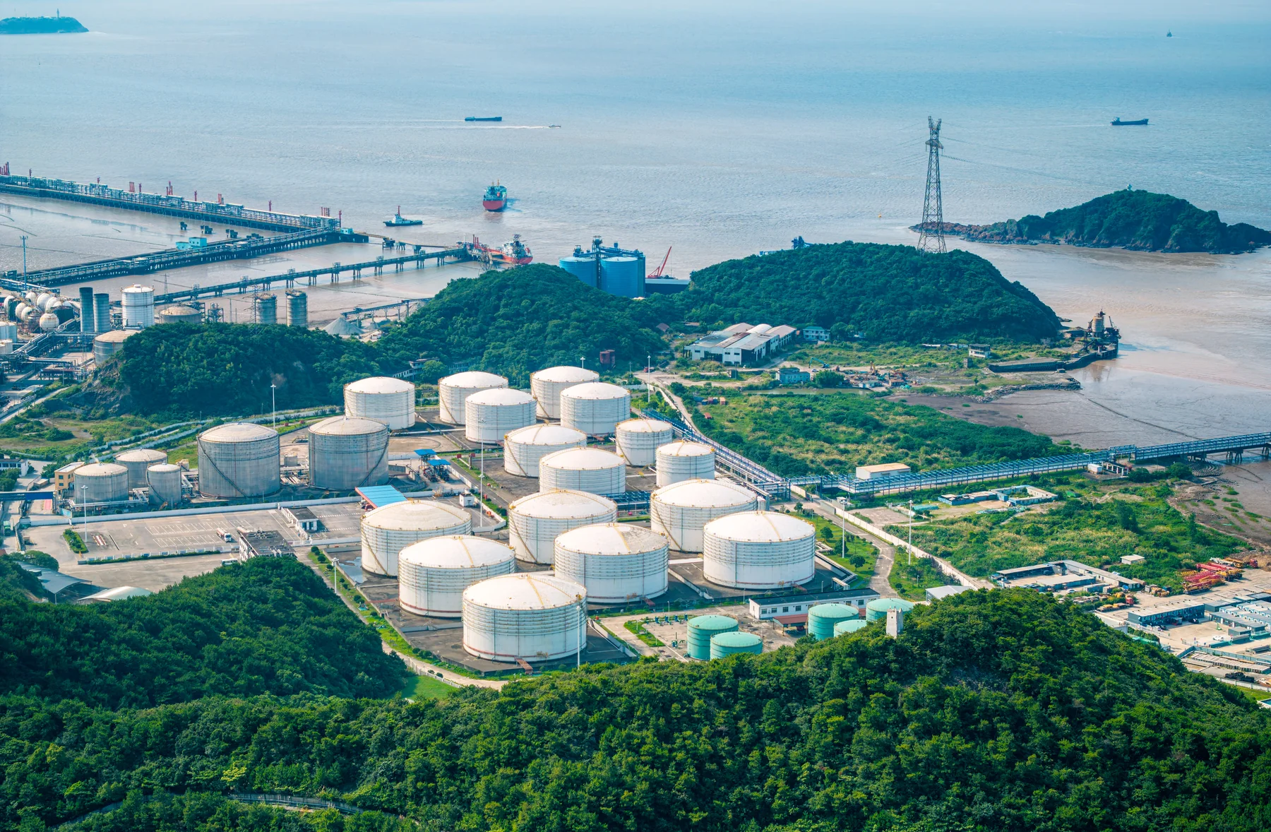 Fuel storage tanks on the coast